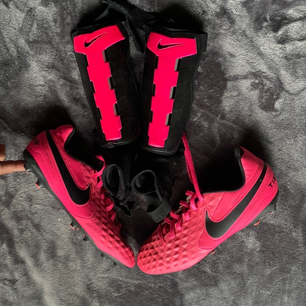 Girls soccer cleats